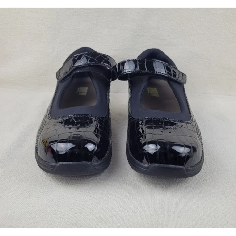 Drew Rose Women's Cushioned Mary‎ Janes size 8.5 Black
